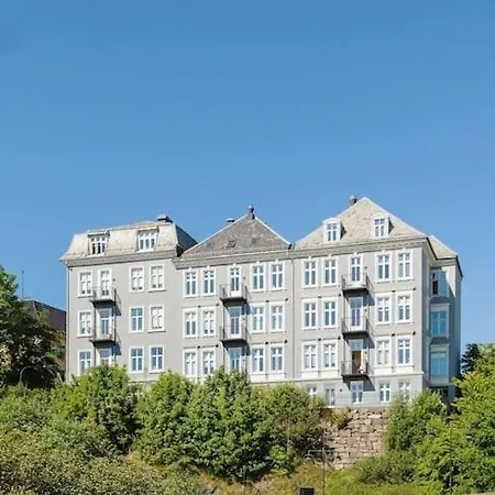 아파트 Elegant Center - Ideal For Business Or Leisure Travelers 베르겐