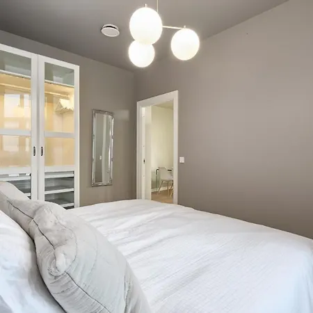 Elegant Center - Ideal For Business Or Leisure Travelers Daire *