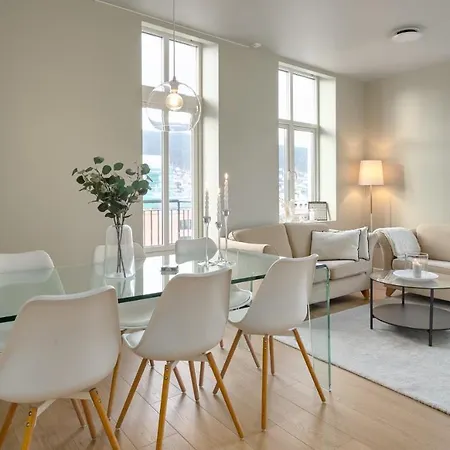 Elegant Center - Ideal For Business Or Leisure Travelers