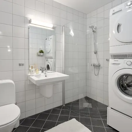 Elegant Center - Ideal For Business Or Leisure Travelers Apartment *